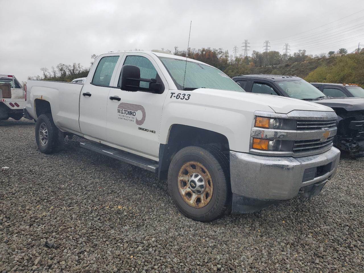 Chevrolet Silverado C3500 Image 8