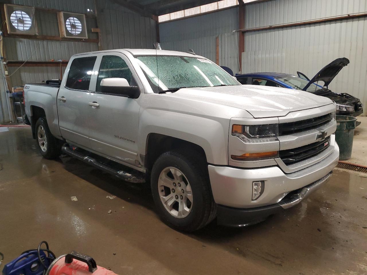 Chevrolet Silverado K1500 Lt Image 3