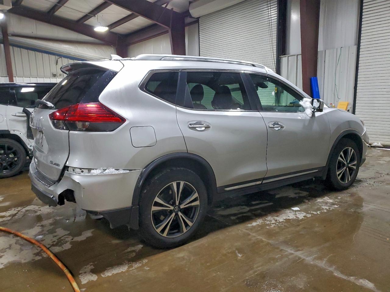 Nissan Rogue Sv Image 3