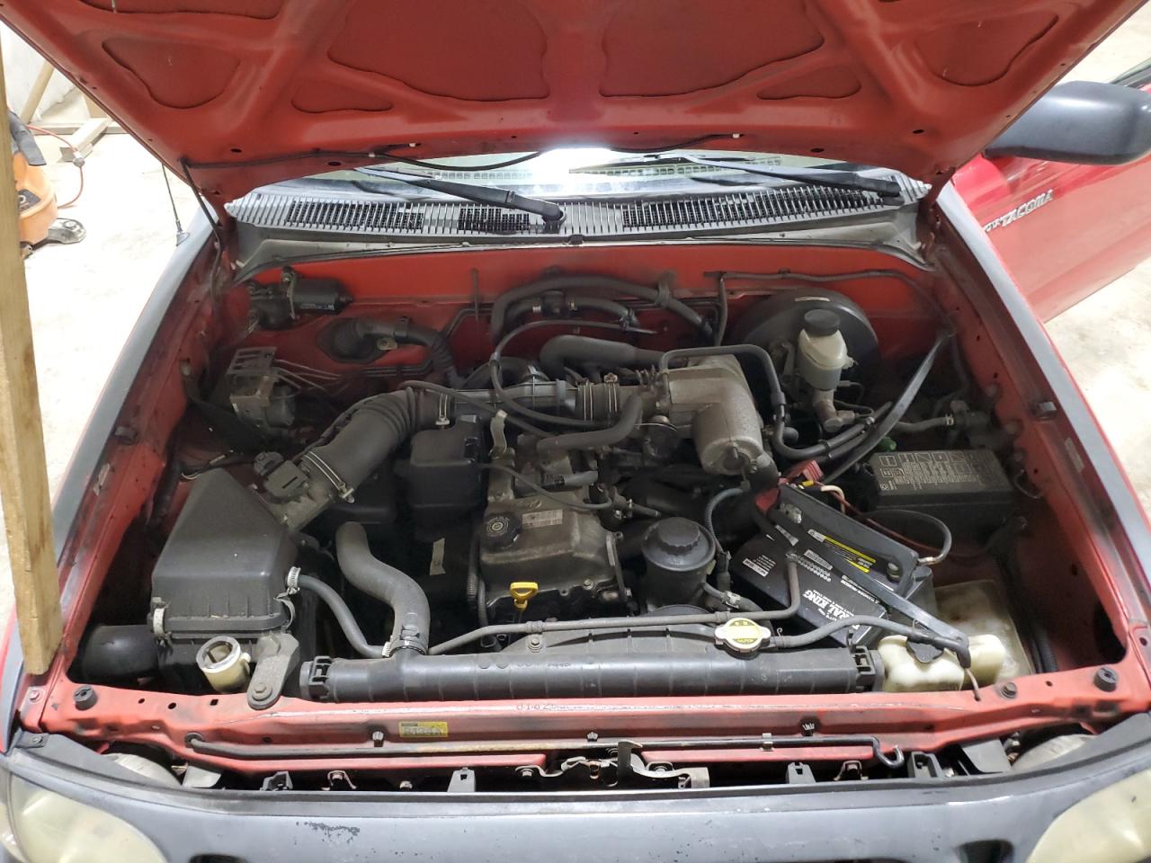 Toyota Tacoma Image 12