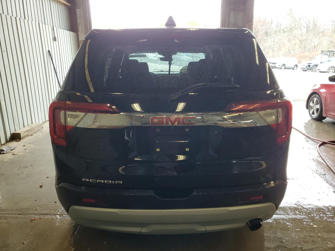 GMC Acadia Sle Image 4