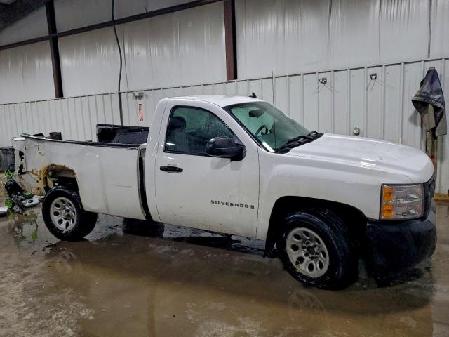 Chevrolet Silverado C1500 Image 2