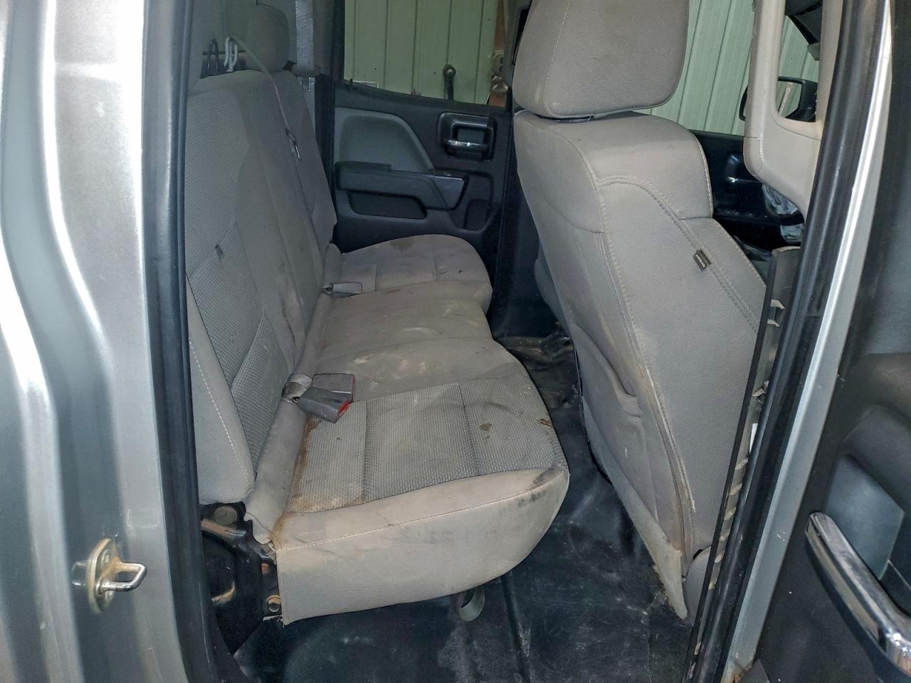 Chevrolet Silverado K1500 Image 7