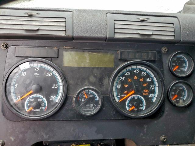 Freightliner Cascadia 1 Image 4