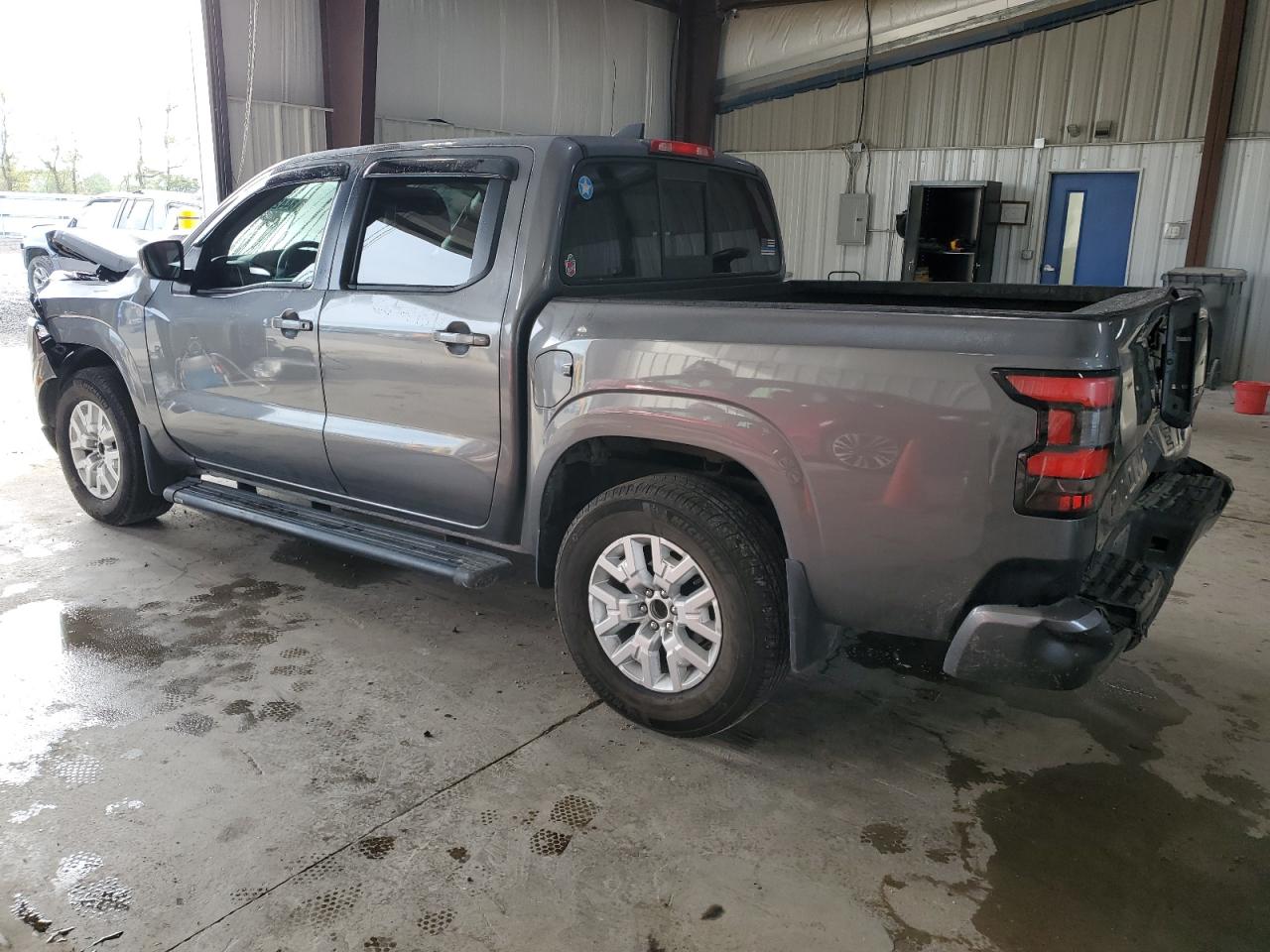 Nissan Frontier S Image 2