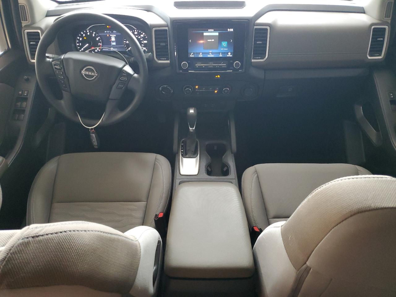 Nissan Frontier S Image 7