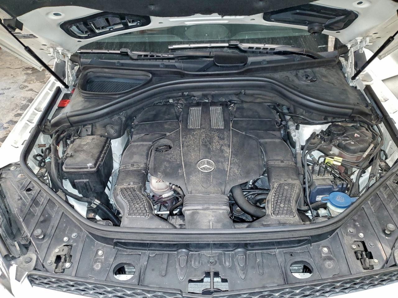 Mercedes-Benz G-Class 450 4matic Image 4