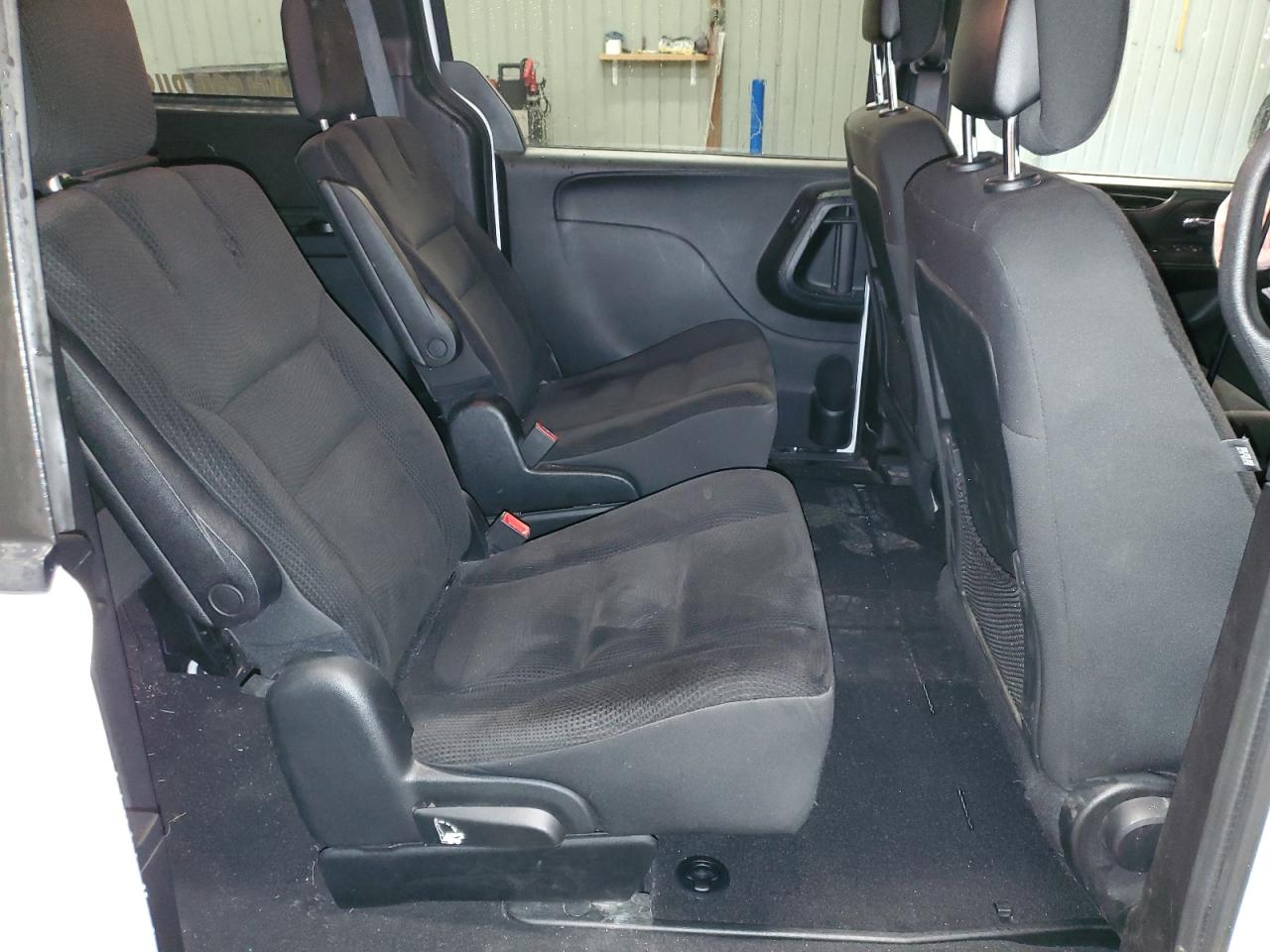 Dodge Caravan Se Image 8