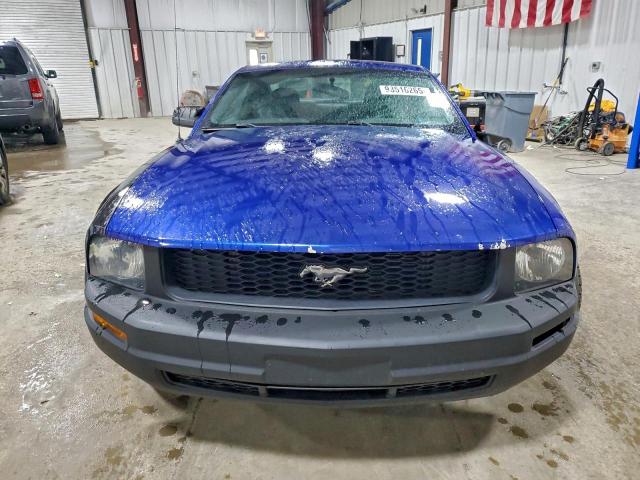 Ford Mustang Image 12
