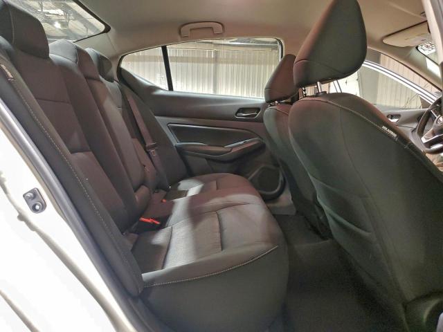 Nissan Altima Sv Image 5