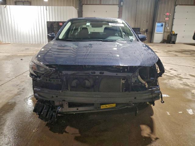 Subaru Legacy Premium Image 7