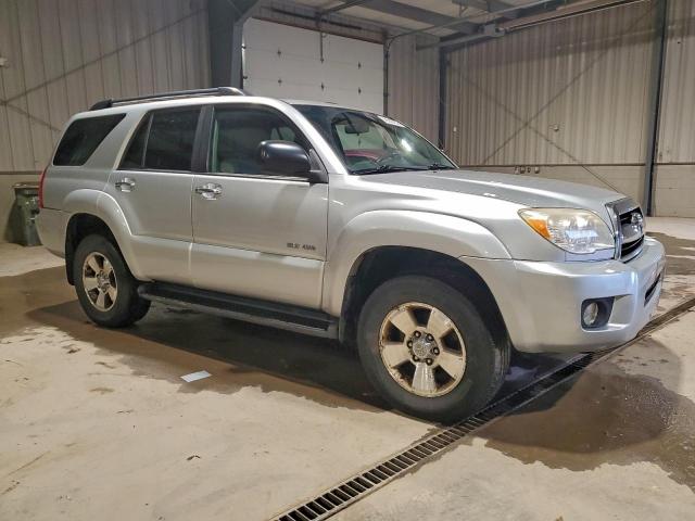 Toyota 4Runner Sr5 Image 2