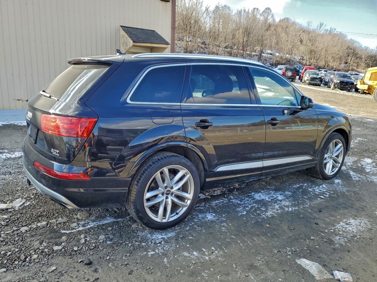 Audi Q7 Prestige Image 2