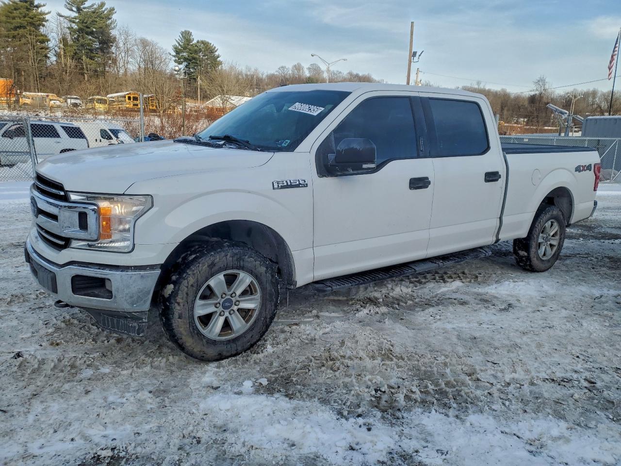 Ford F-150 Supercrew Image 1