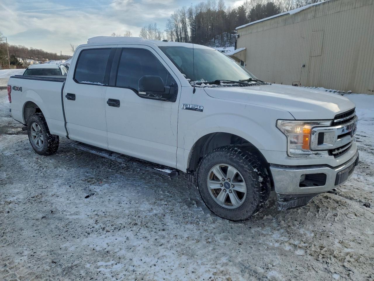 Ford F-150 Supercrew Image 4