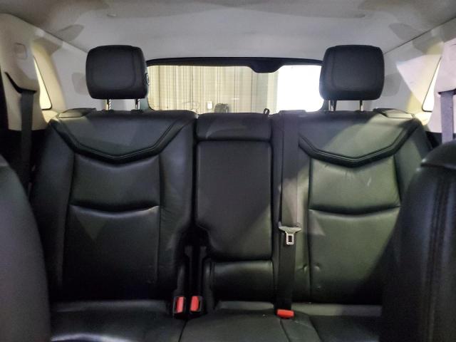 Cadillac XT5 Luxury Image 2