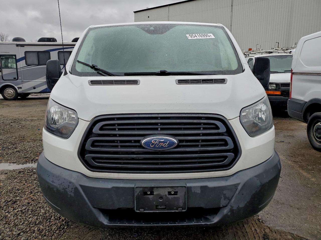 Ford Transit T-150 Image 6