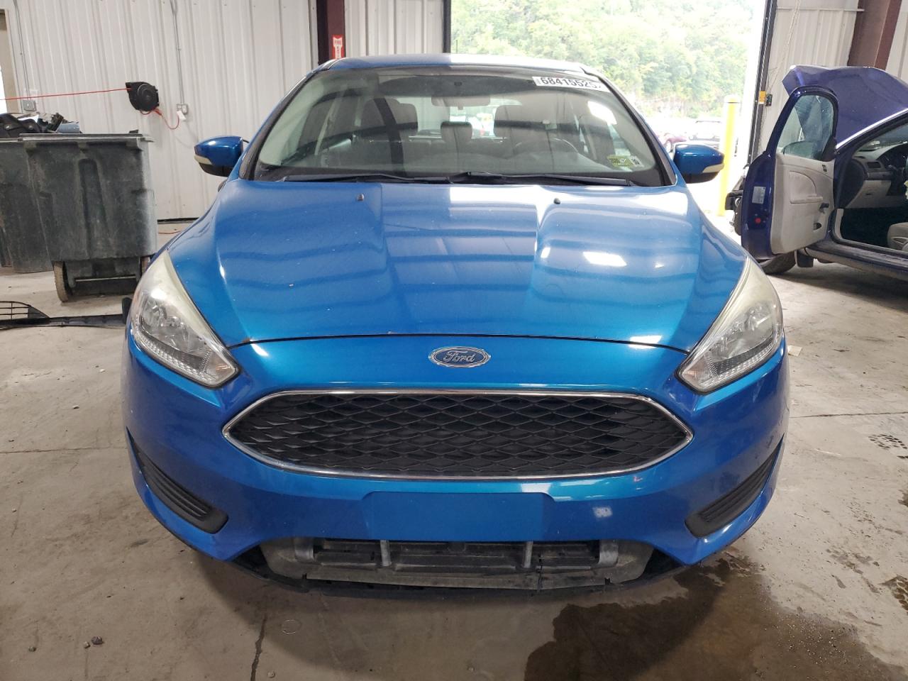 Ford Focus Se Image 8