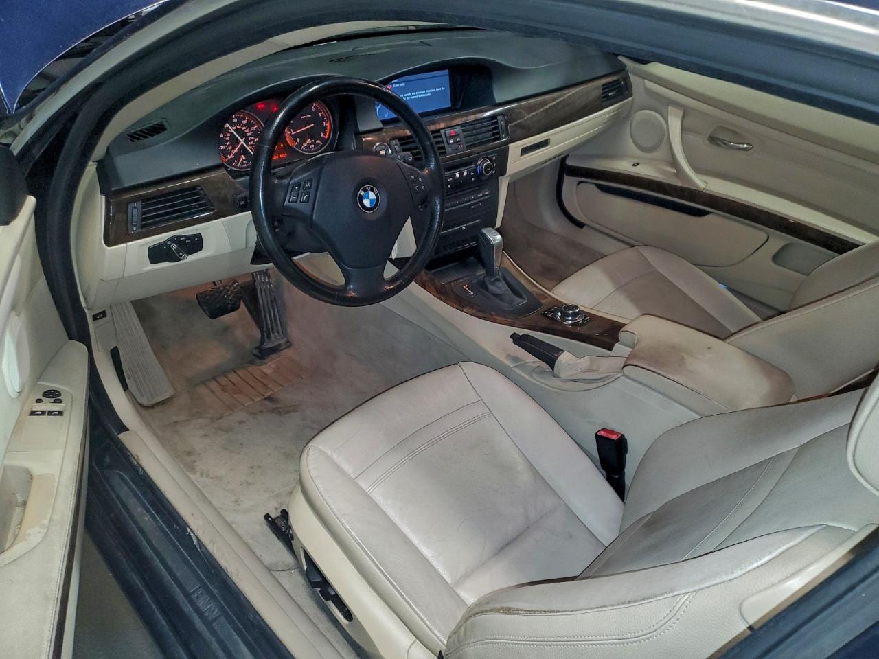 BMW 3 Series Xi Image 2