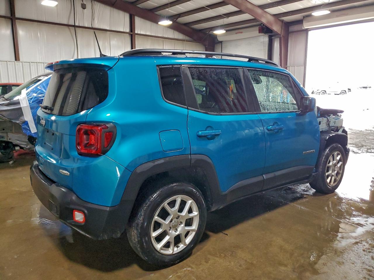 Jeep Renegade Latitude Image 2