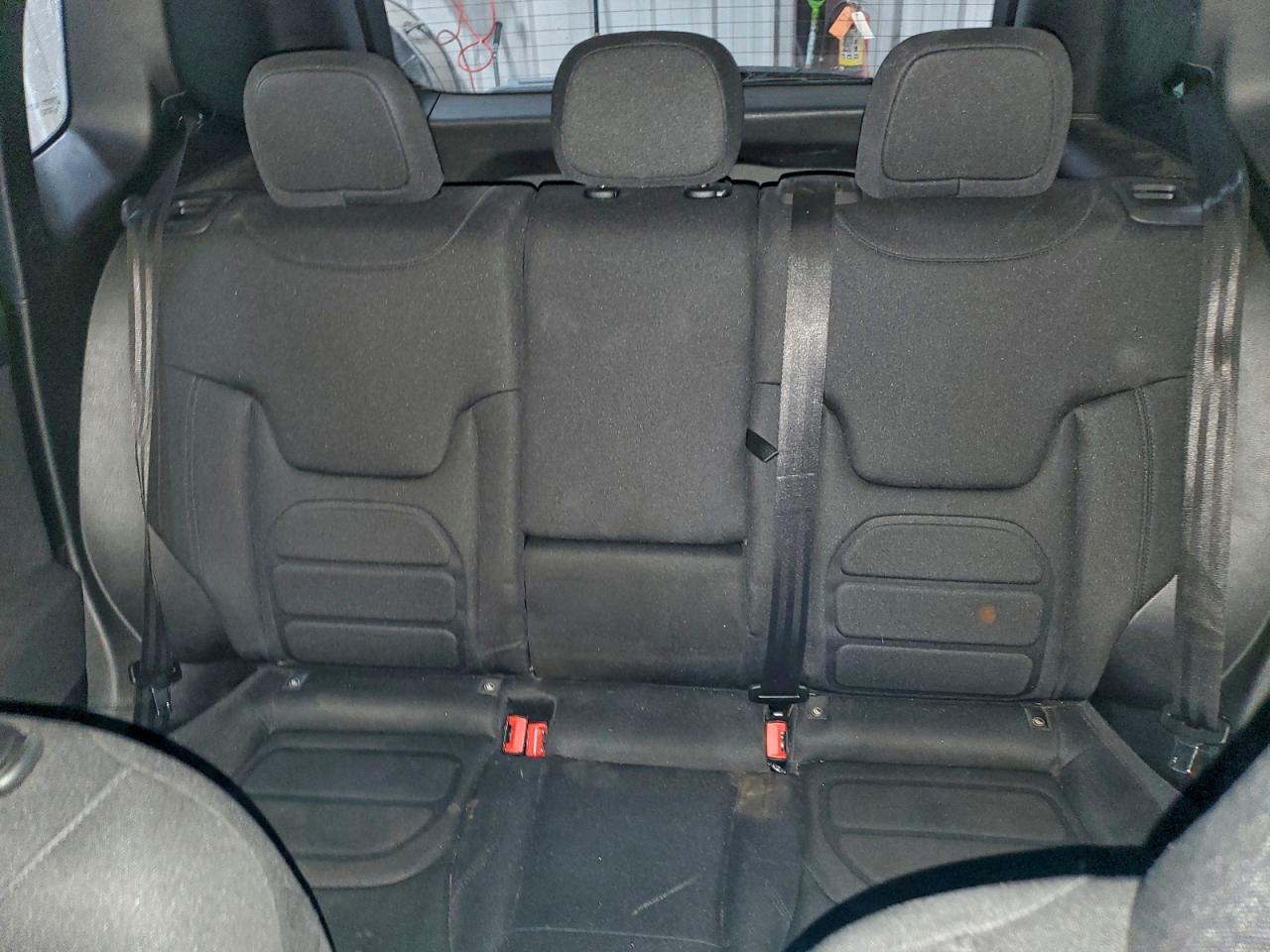 Jeep Renegade Latitude Image 7