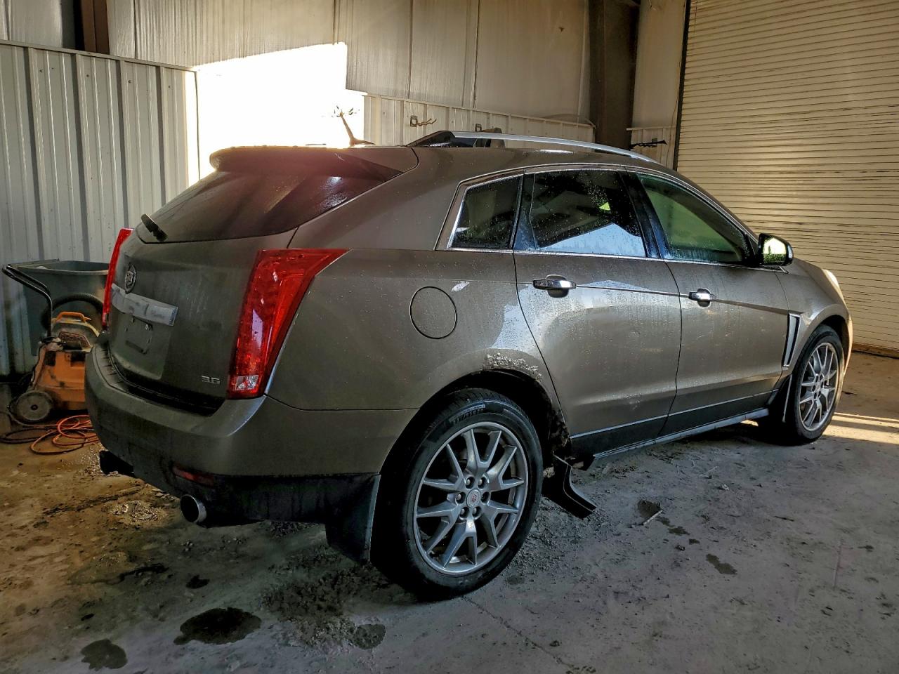 Cadillac SRX Performance Collection Image 9