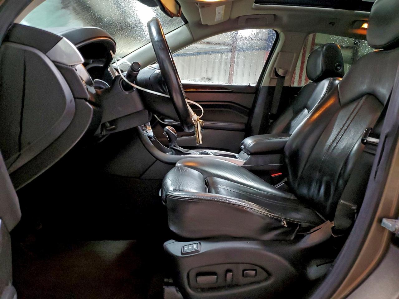 Cadillac SRX Performance Collection Image 4