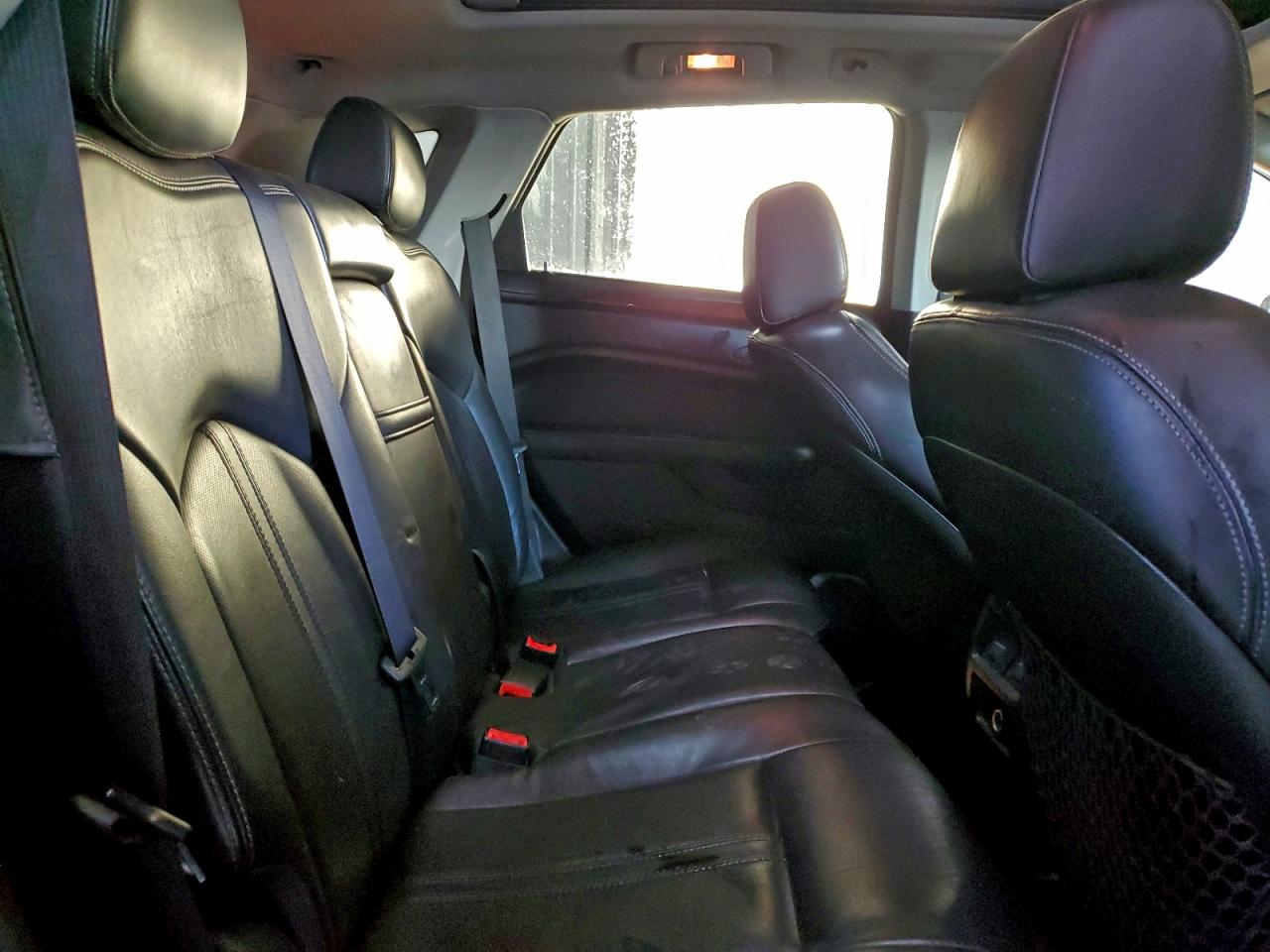 Cadillac SRX Performance Collection Image 11