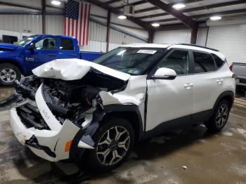  Salvage Kia Seltos
