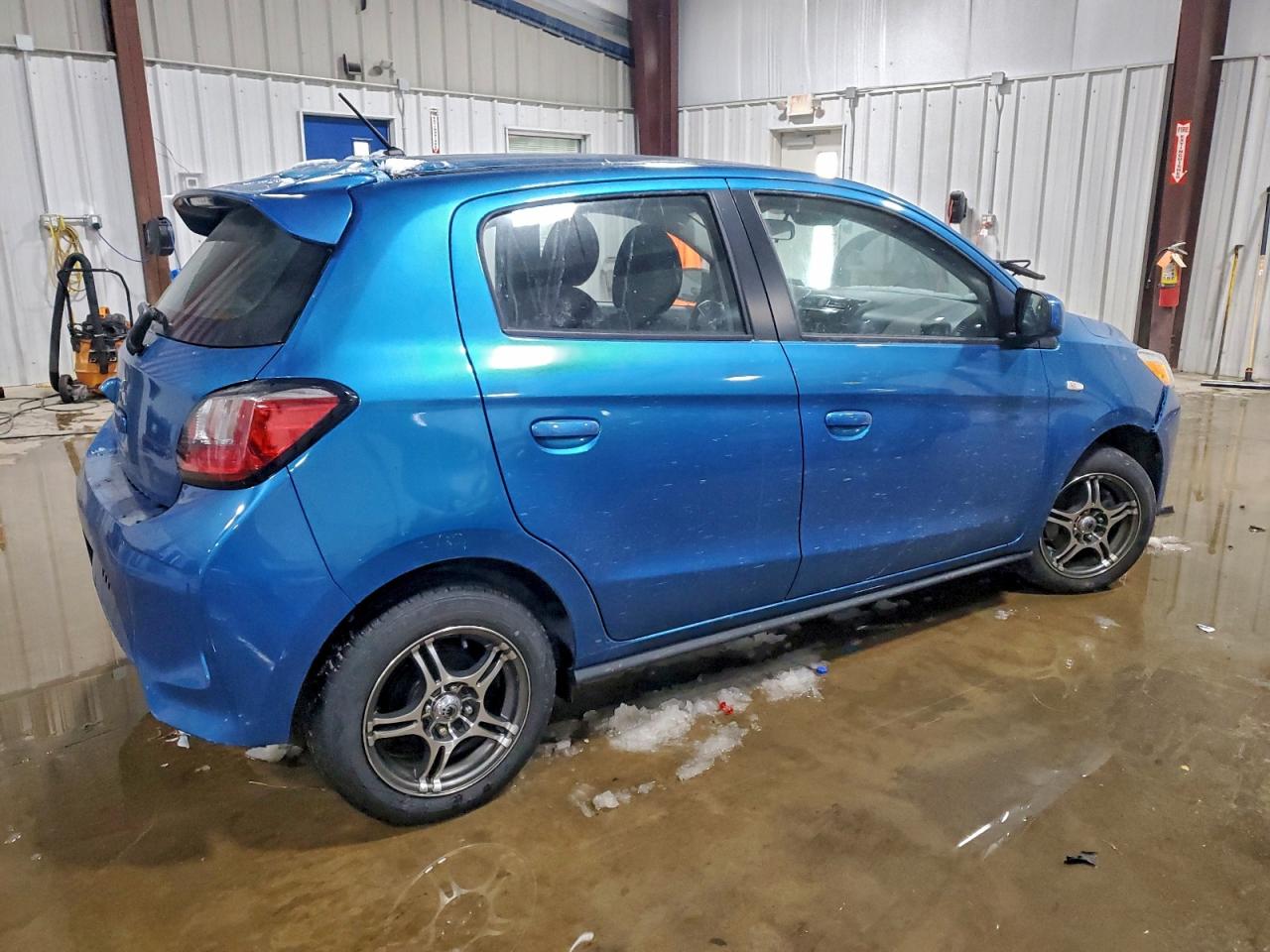 Mitsubishi Mirage Es Image 4