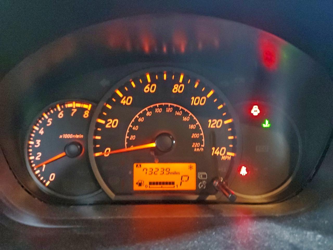 Mitsubishi Mirage Es Image 9