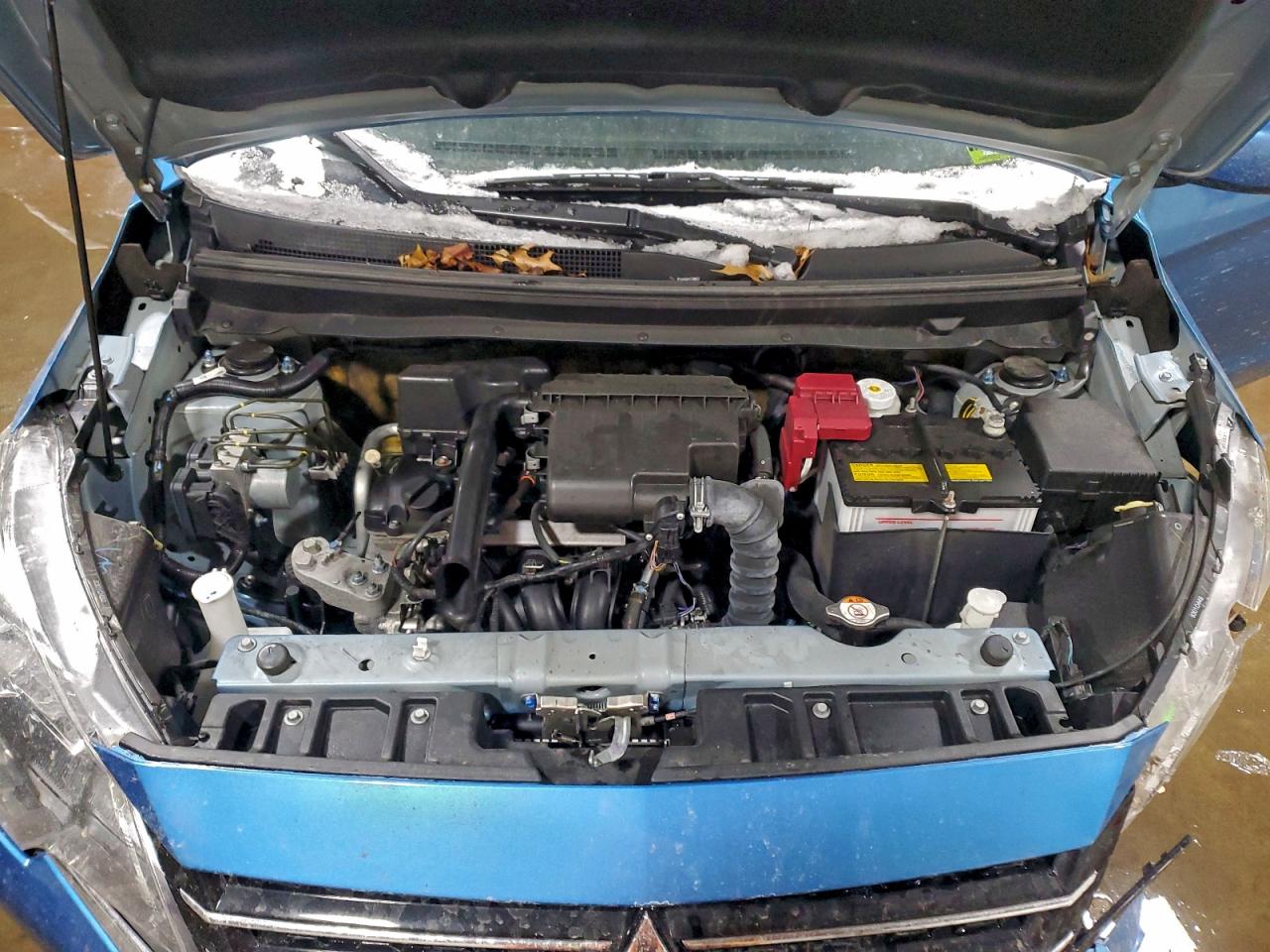 Mitsubishi Mirage Es Image 7