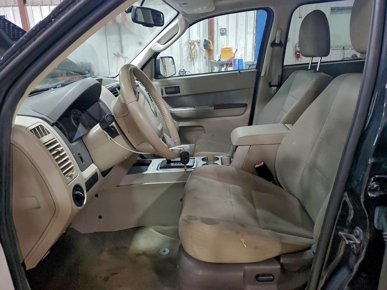 Ford Escape Xlt Image 8