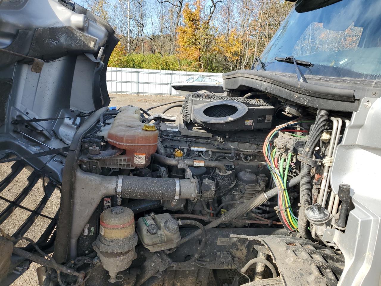 Freightliner Cascadia 1 Image 3