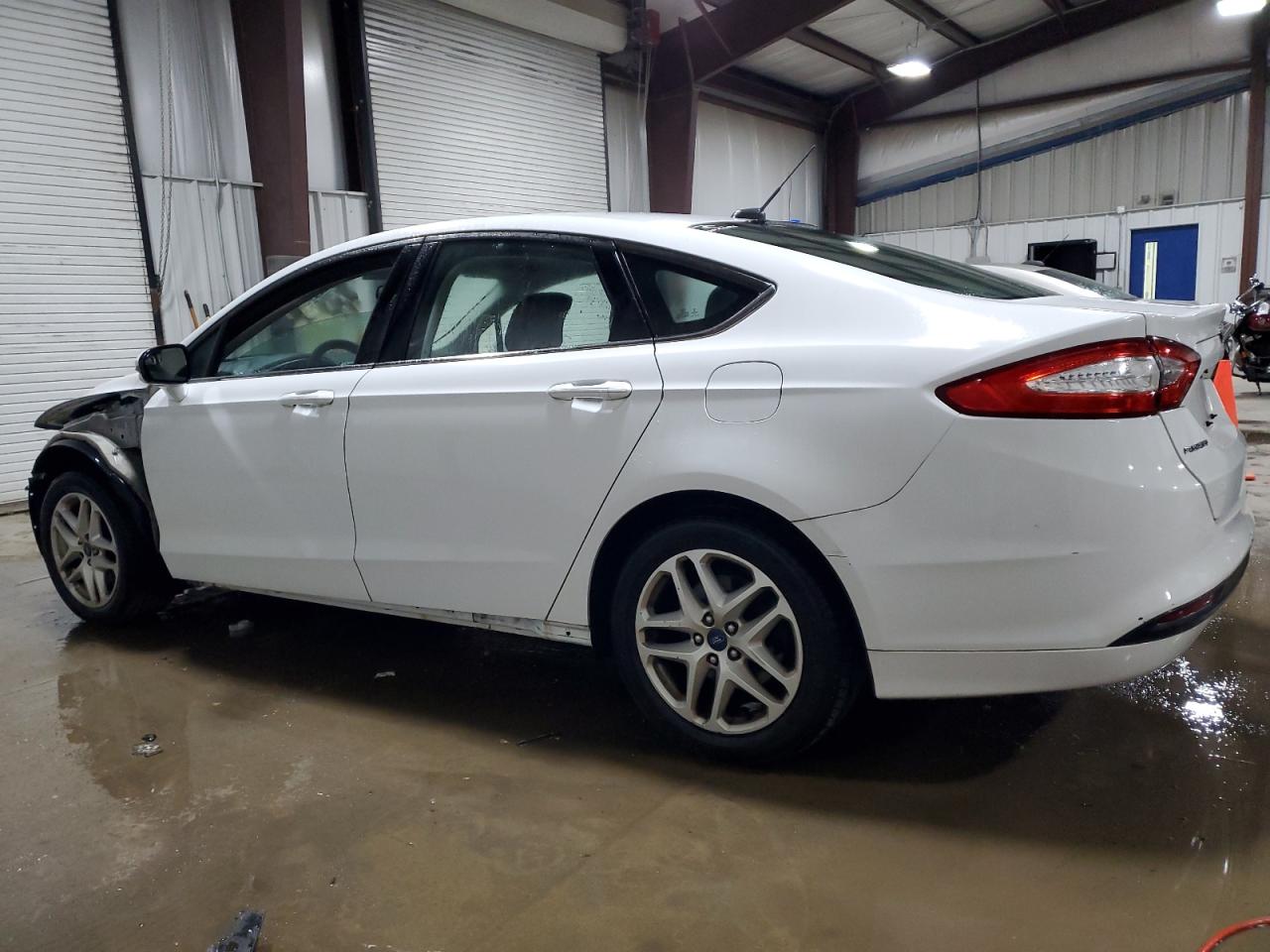 Ford Fusion Se Image 2