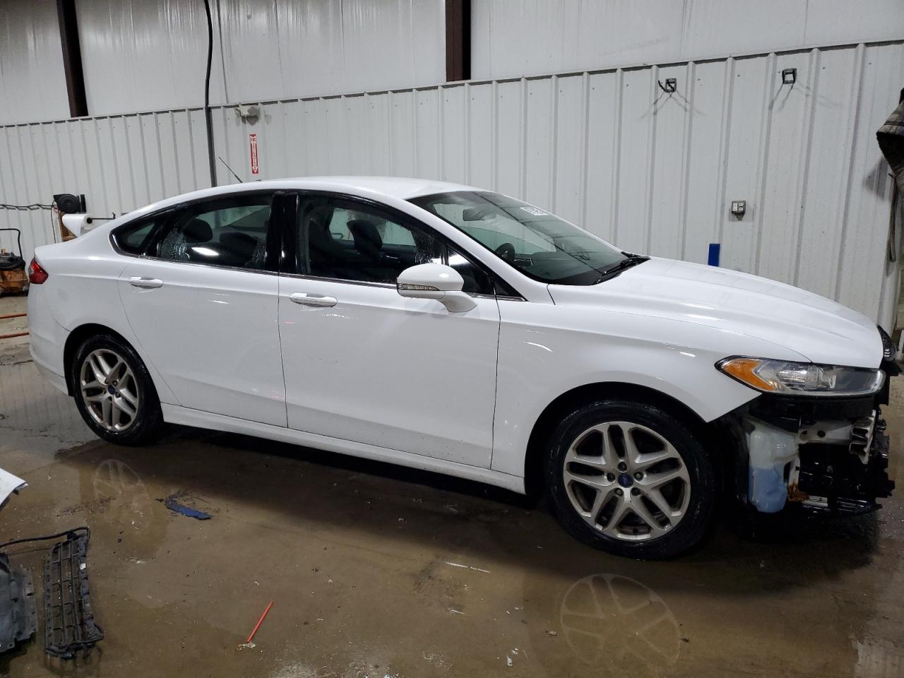 Ford Fusion Se Image 12