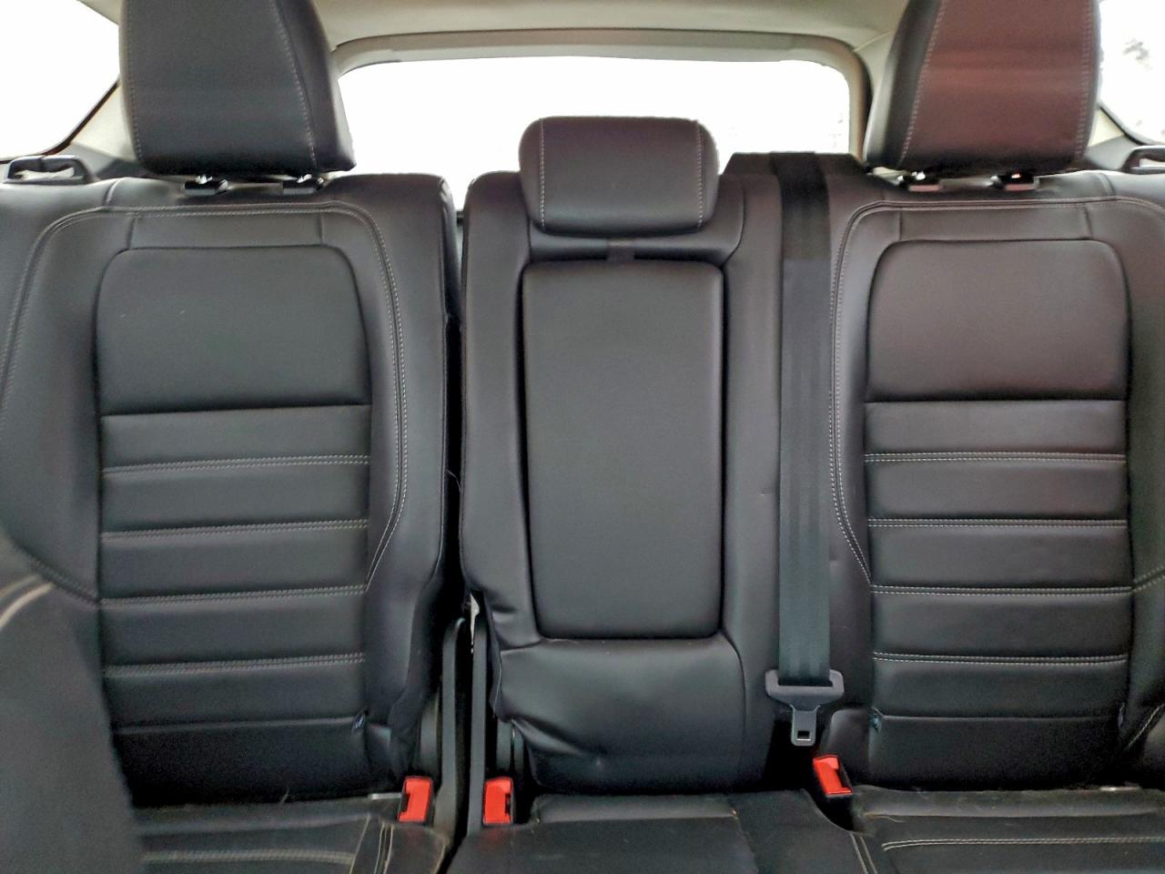 Ford Escape Titanium Image 6