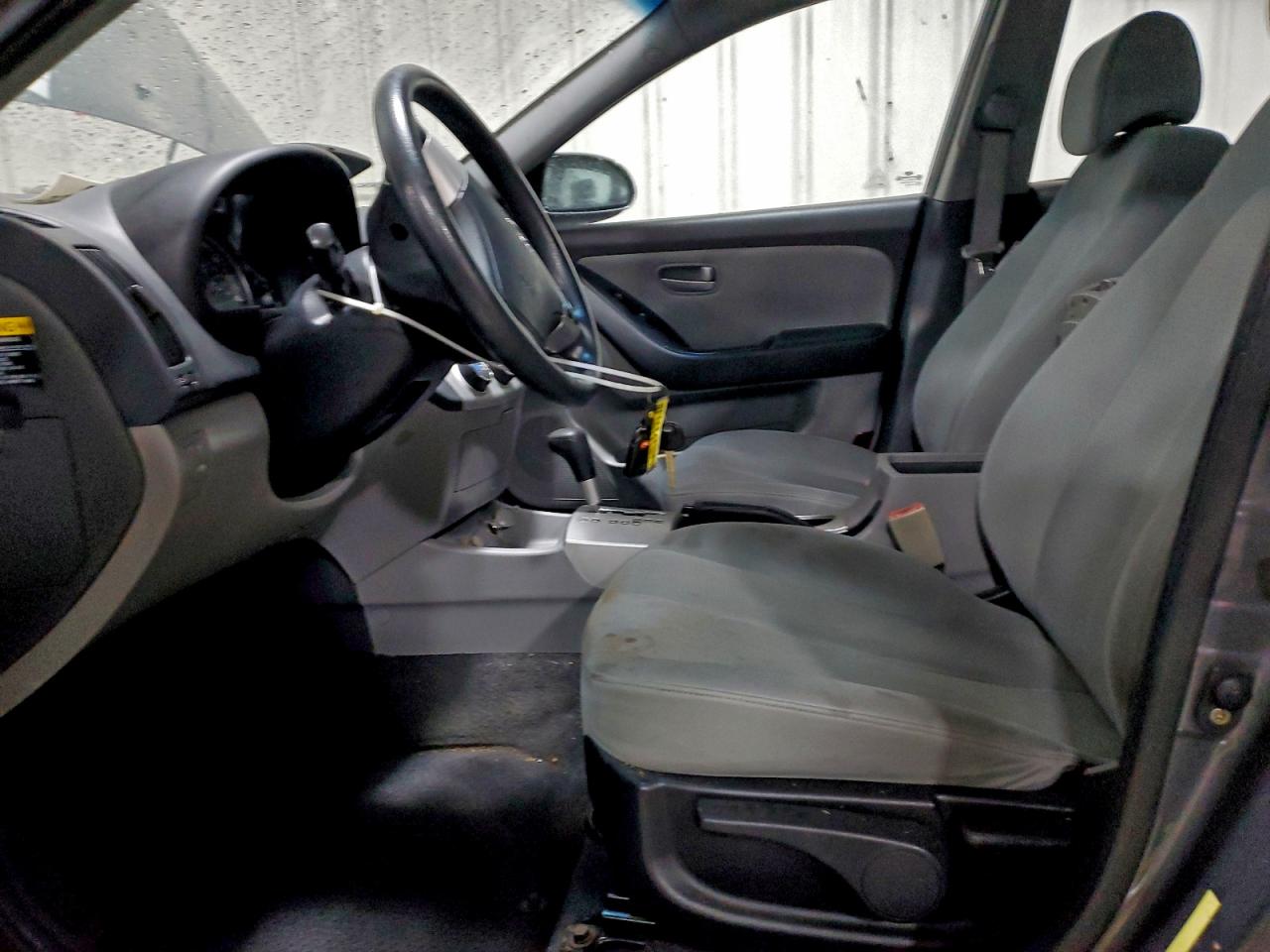 Hyundai ELANTRA Gls Image 7