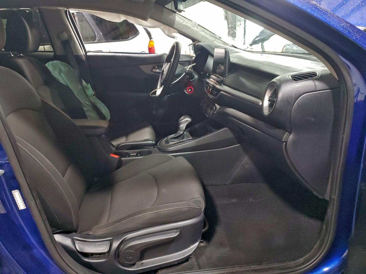 Kia Forte Fe Image 5