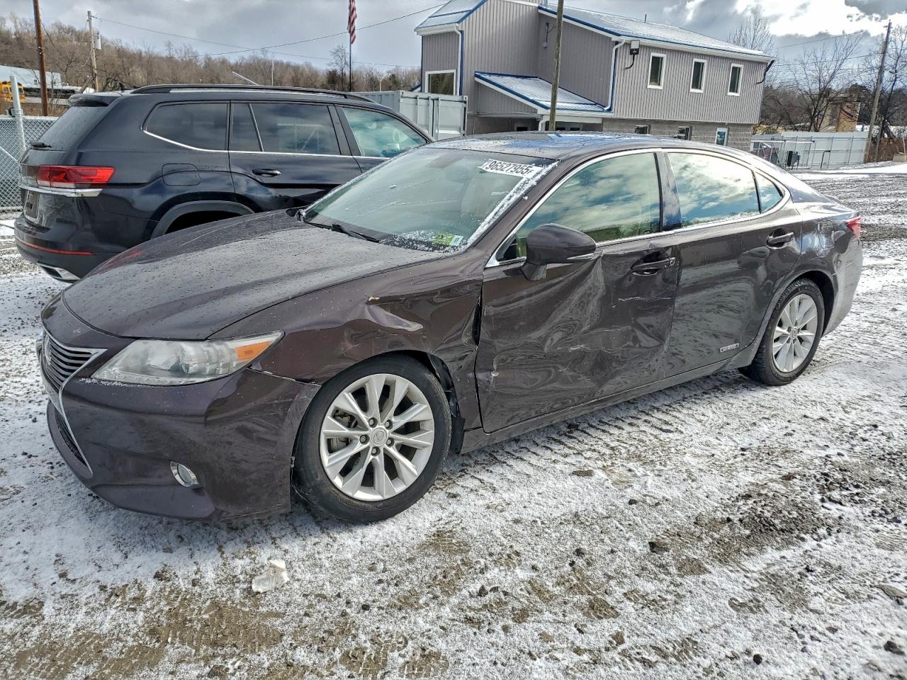 Lexus Es 300h Image 1