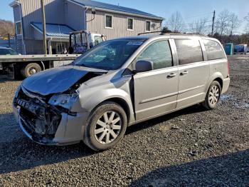  Salvage Chrysler Minivan