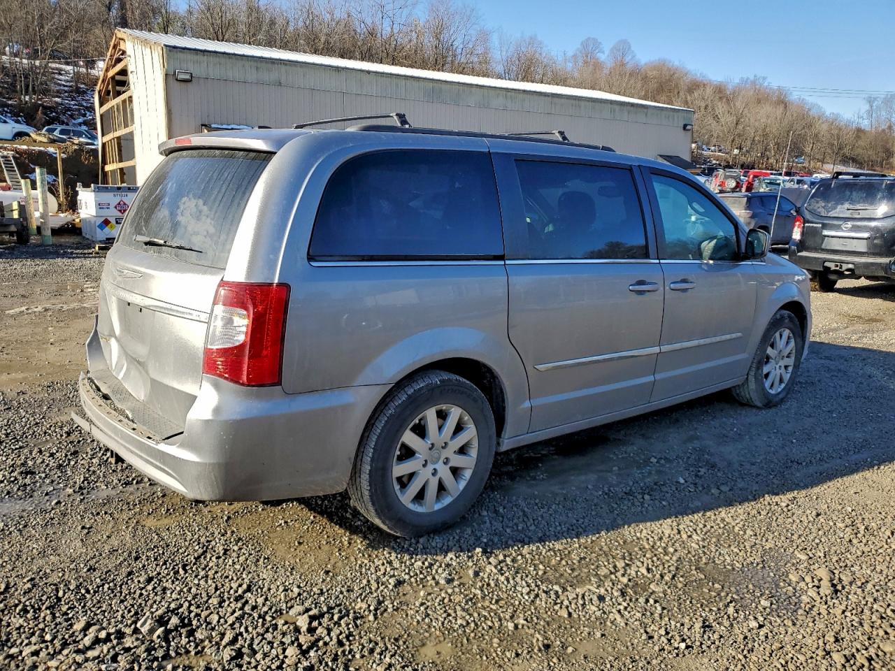 Chrysler Minivan Touring Image 6