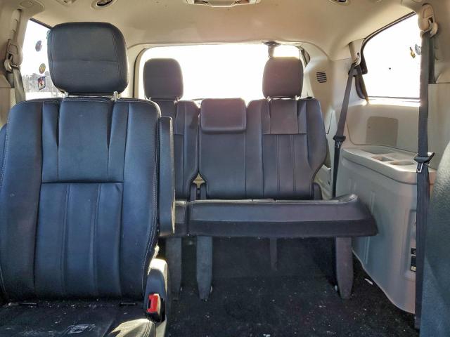 Chrysler Minivan Touring Image 13