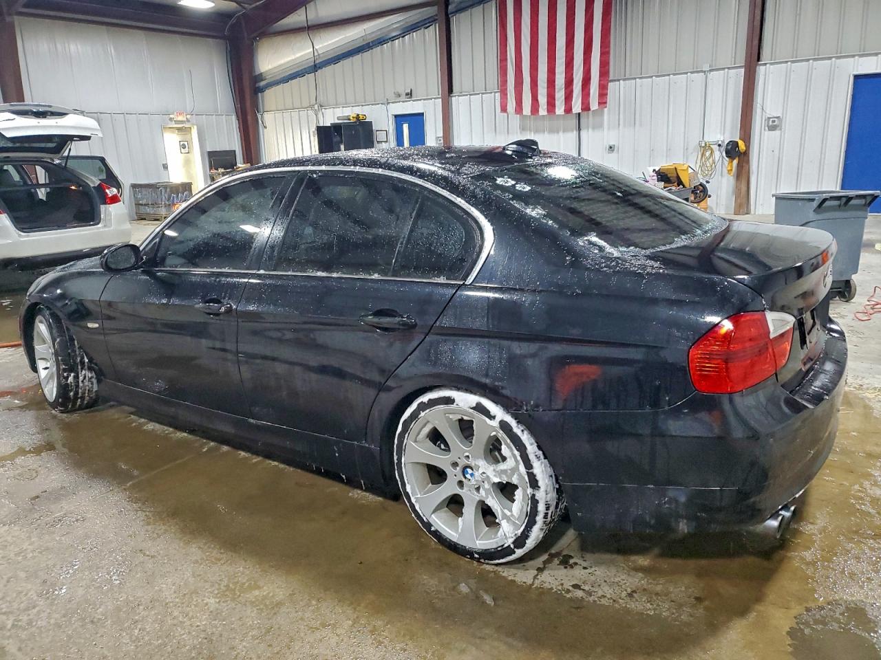 BMW 3 Series I Image 4