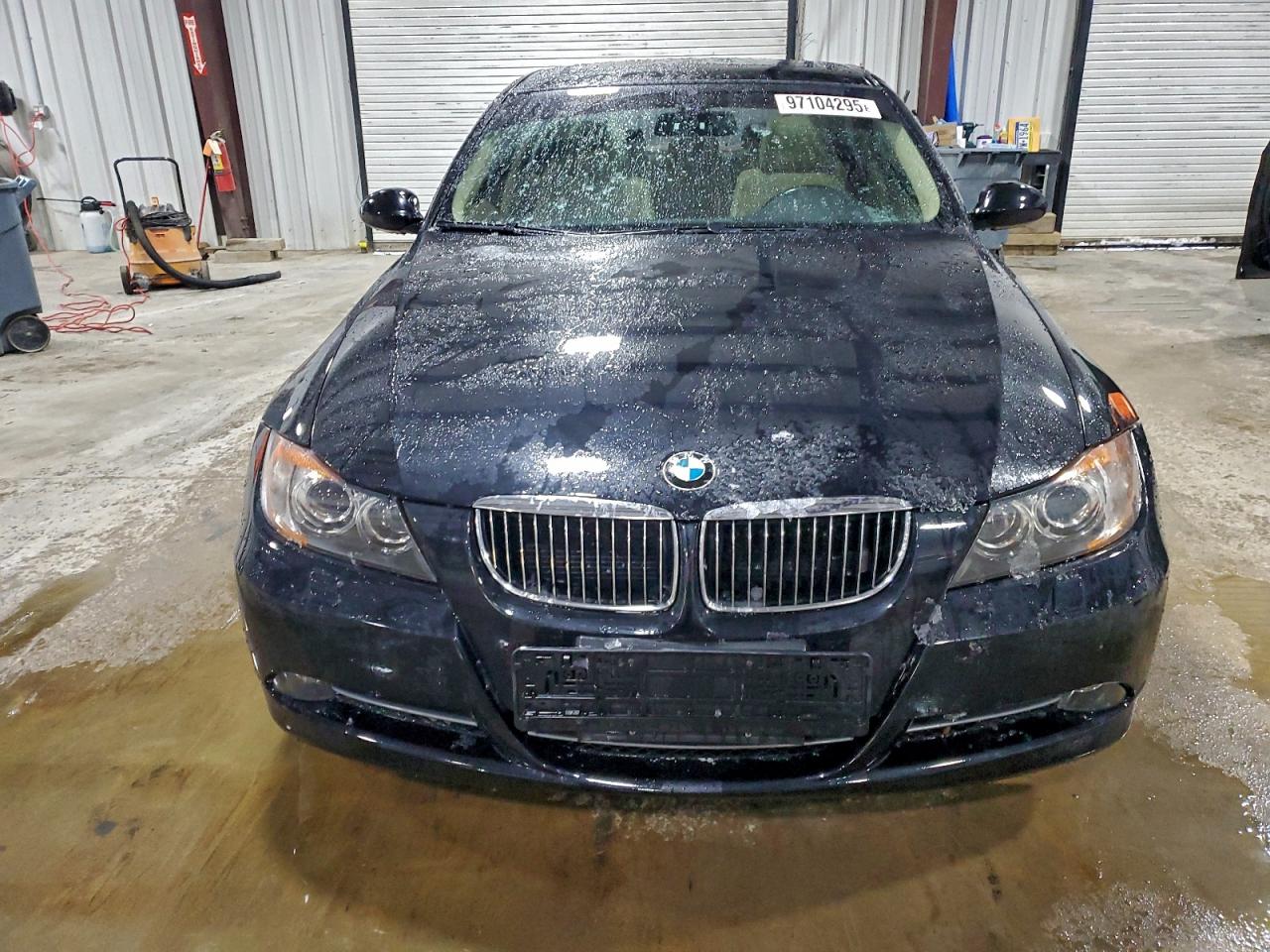 BMW 3 Series I Image 2