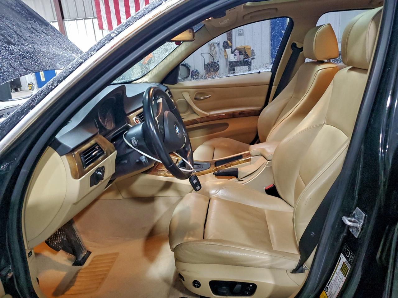 BMW 3 Series I Image 10