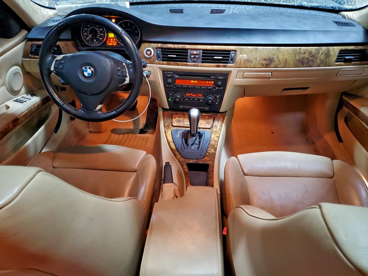 BMW 3 Series I Image 6