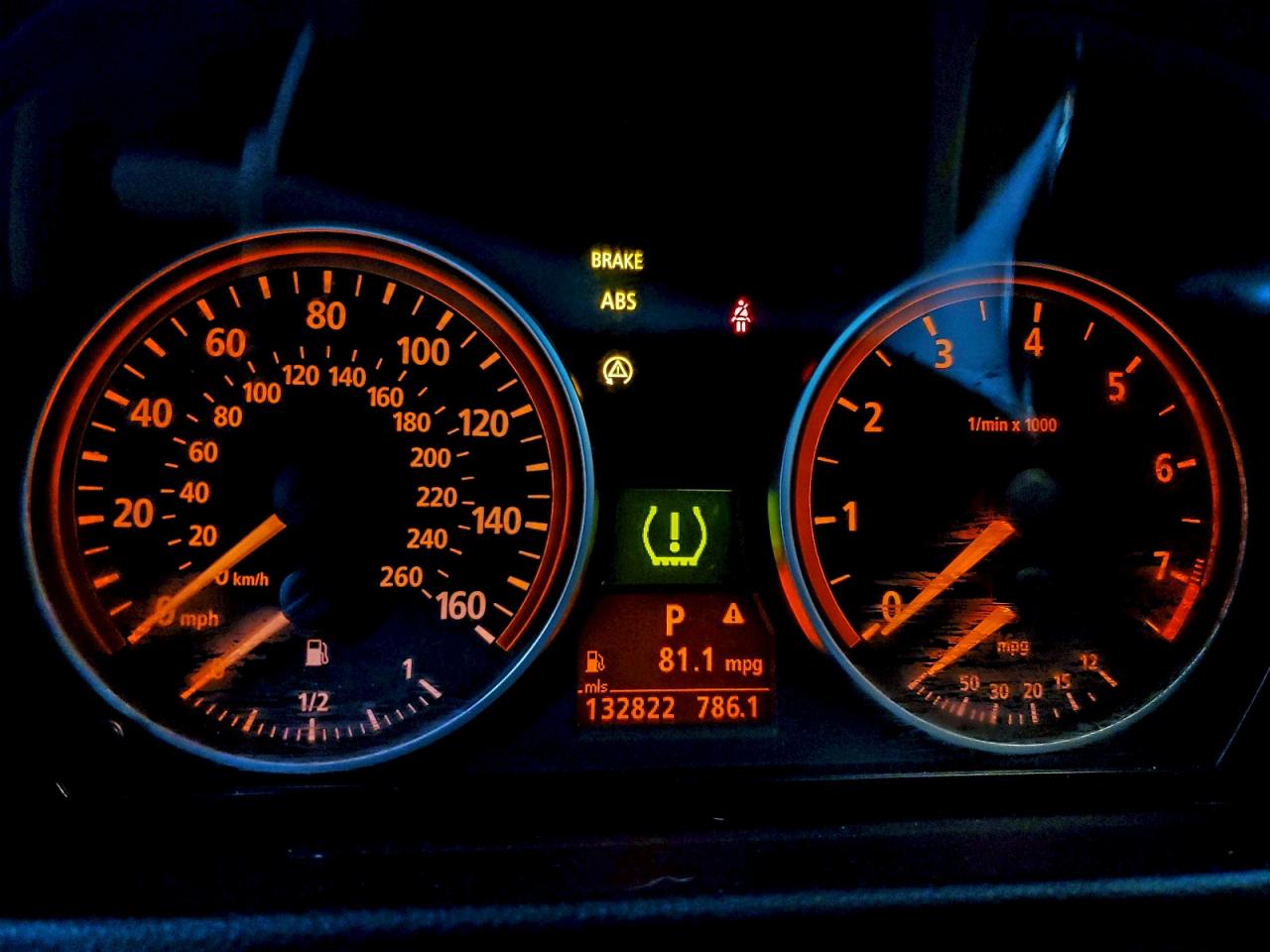 BMW 3 Series I Image 9