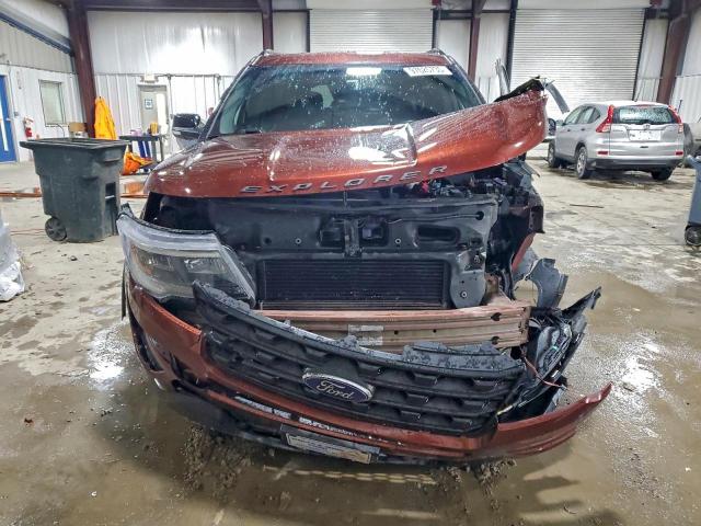 Ford Explorer Sport Image 8