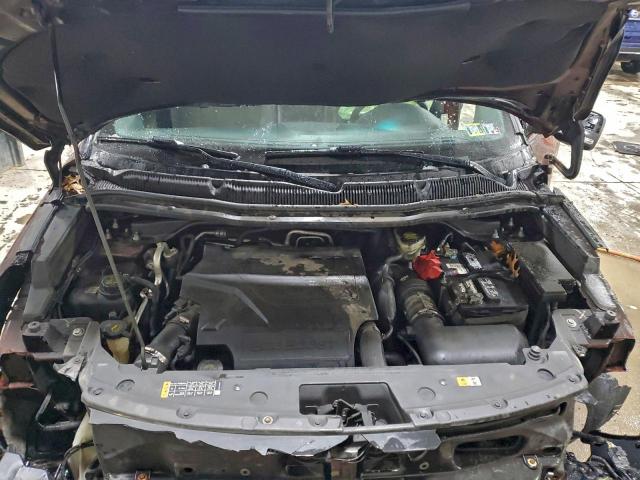 Ford Explorer Sport Image 10